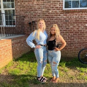 Forever 21, Blue sweater crop, size small.